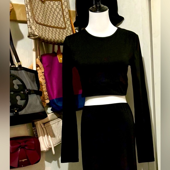 SHEIN cropped long sleeve top and long maxi skirt in black NWT - Picture 2 of 3